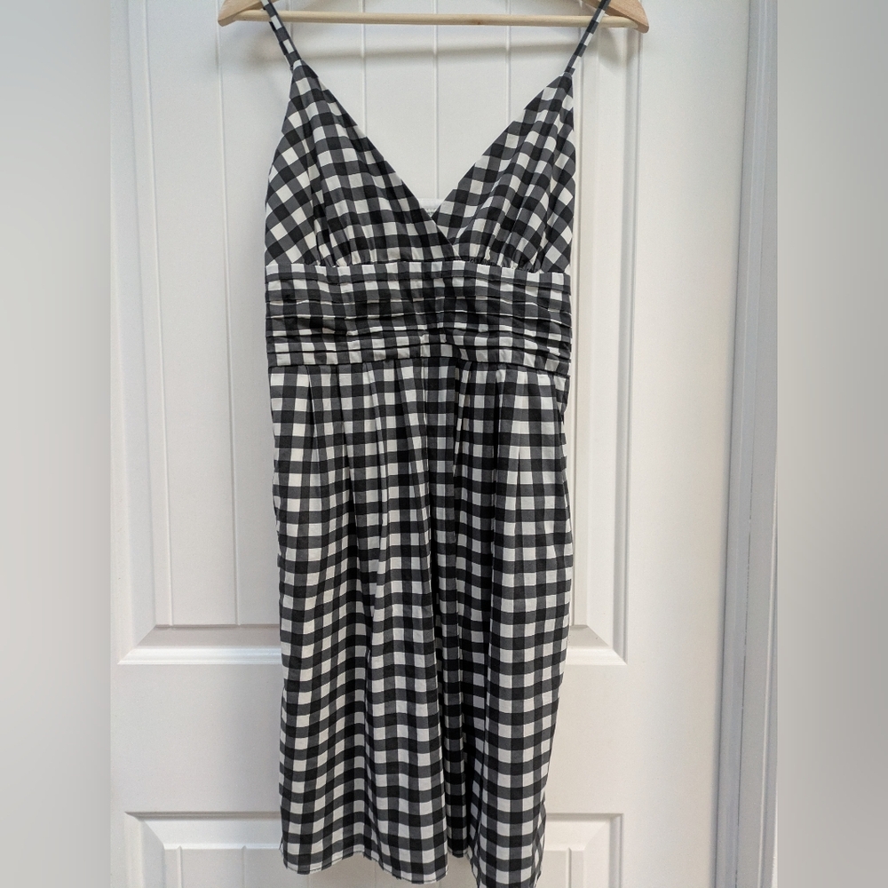 Banana Republic Factory Black and White Gingham Midi Dress with POCKETS!!